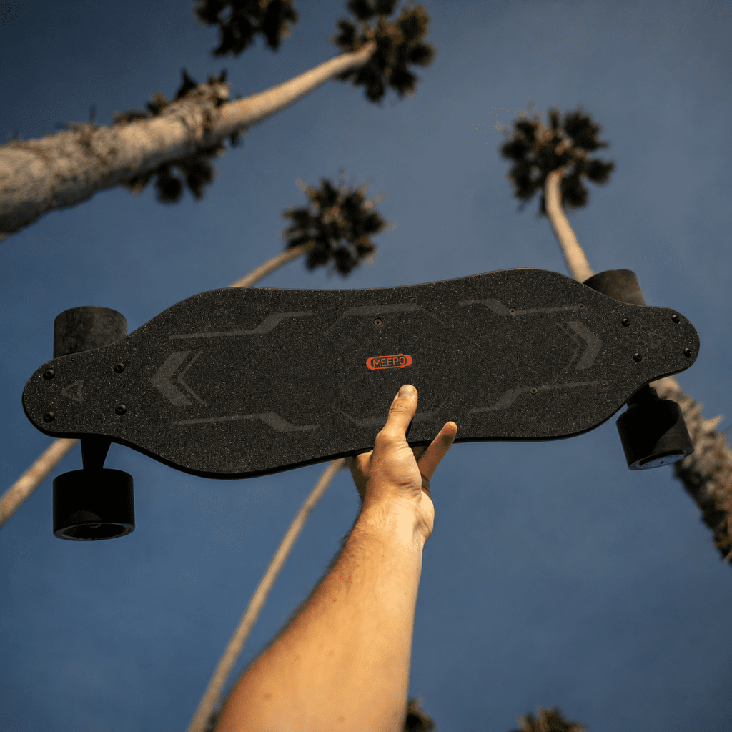 MEEPO Campus Spark 26.7" Electric Skateboard with Wireless Remote, Compact 7-Ply Maple E-Skateboard, Up to 16 MPH, 8–10 Mile Range, 4 Ride Modes, Smooth Brake, for Teen Riders & Beginners