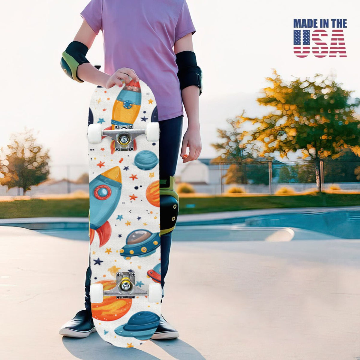 31"x8" Complete Skateboards for Beginners,Cartoon Hand Drawn Ice Cream Doodles Seamless Cones Cupcakes Double Kick 7 Ply Canadian Maple Deck Skateboard with Wheels, Gifts for Kids Teens